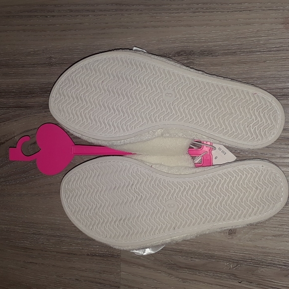 Betsey Johnson Satin Crystal Bow Special Occasion Bridal Plush Spa Slippers NWT - Picture 5 of 5